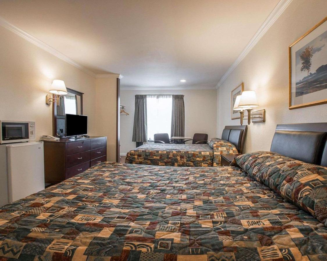 Palm Inn Hotel Near Tyler Mall Riverside Esterno foto