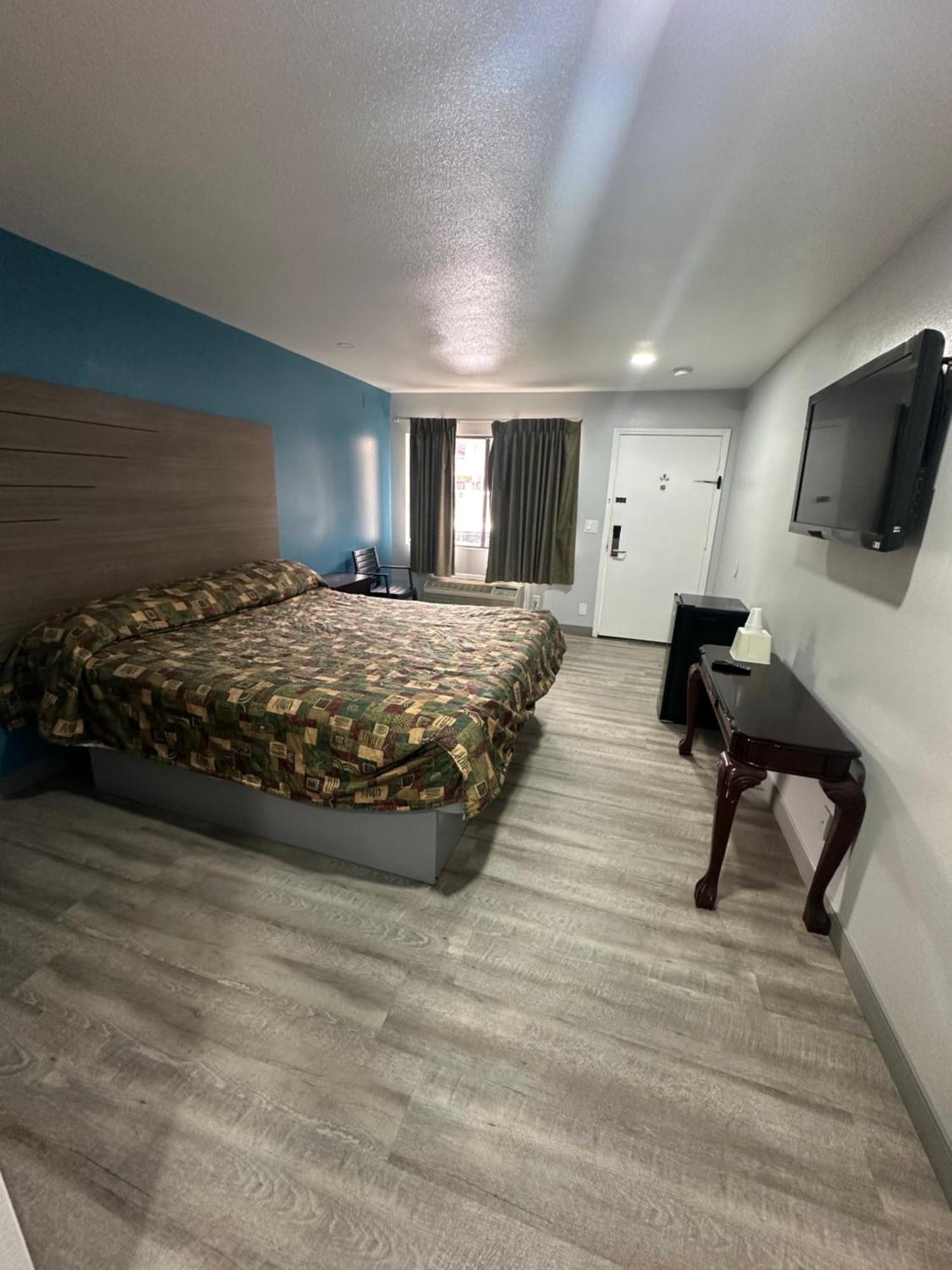 Palm Inn Hotel Near Tyler Mall Riverside Esterno foto