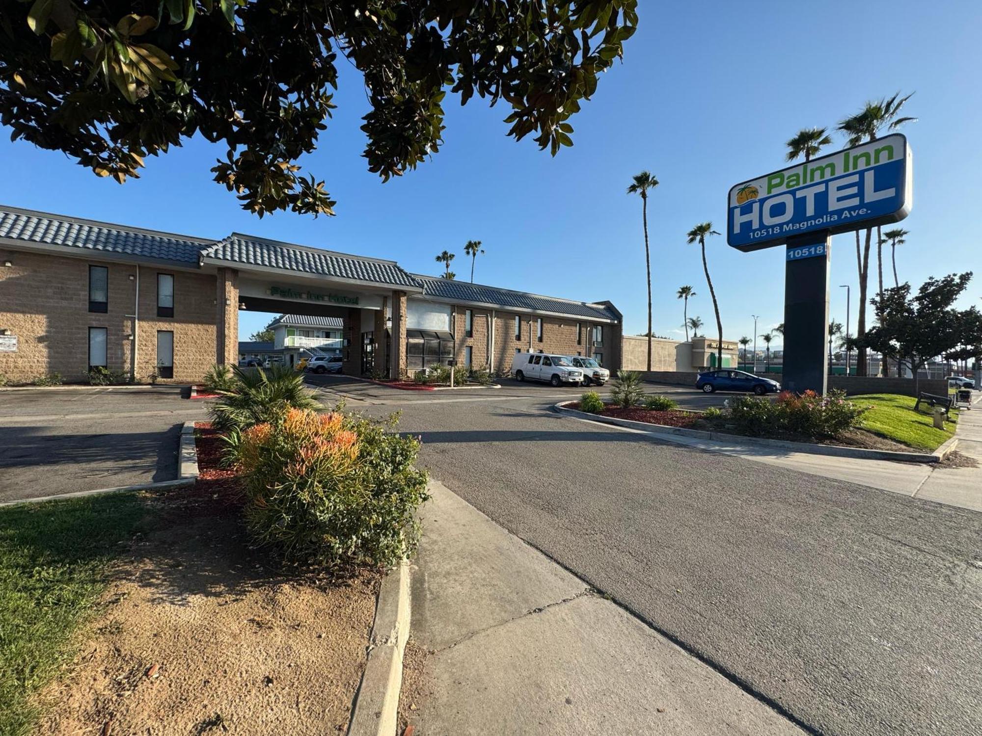 Palm Inn Hotel Near Tyler Mall Riverside Esterno foto